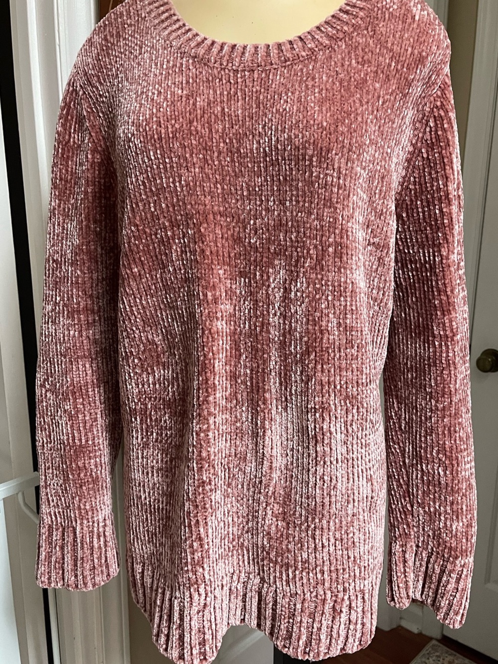 Orvis Chenille Scoop-Neck Sweater in Dusty Rose